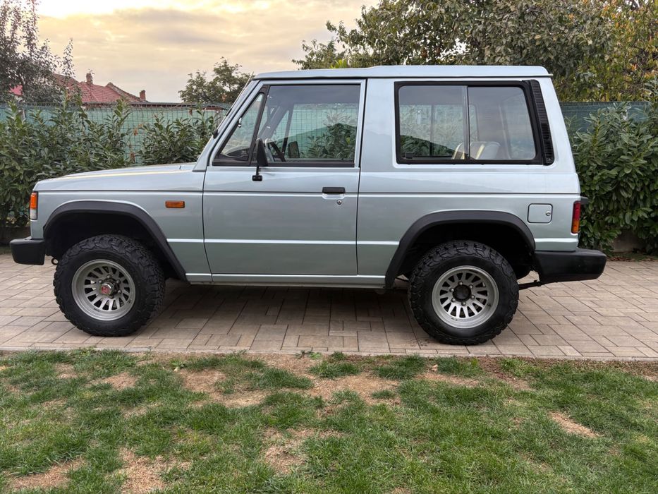 Mitsubishi Pajero Mk1 (vehicul istoric)