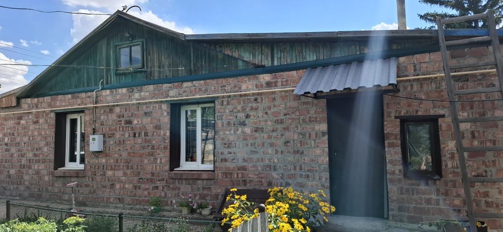 Продам дом (часть дома)пос Комбинатский
