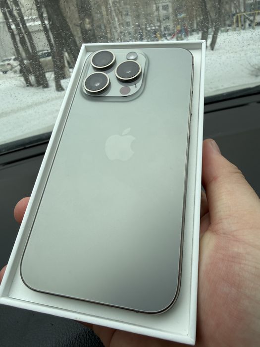 Продам iPhone 15 Pro 128 GB