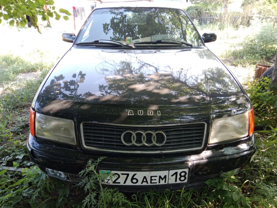 Продам ауди 100 с4