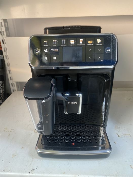 Espressor  Philips LatteGo  seria EP 5400 expresor espresor