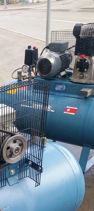 Продавам 2бр компресори