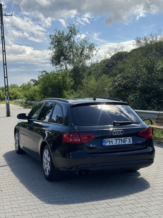 AUDI A4 0 — imagine 3