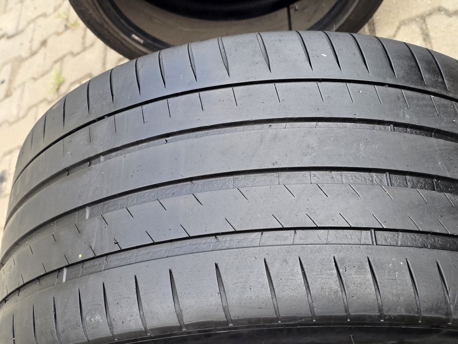 315 30 21 Michelin