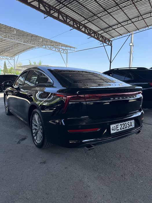 Bestune B70 2024 yil darkblue rangda