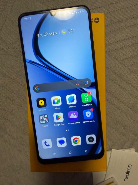 Продам телефон в отличном состояний.