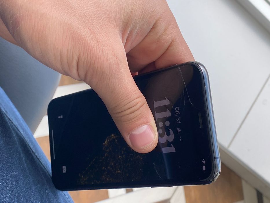 Iphone. xs 64gb срочно