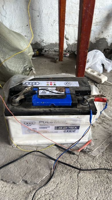 продам акум на машину