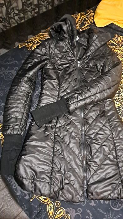 Зимно яке с качулка