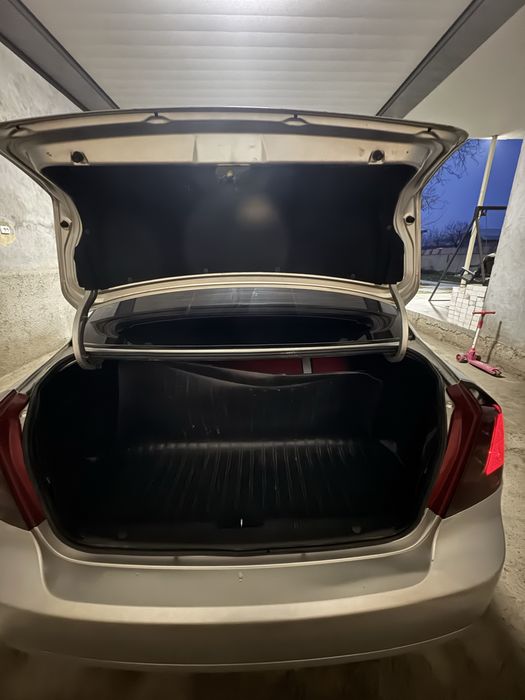 Lacetti sotiladi tozza masla lacetti