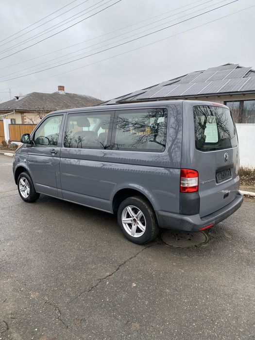 Vand Vw Transporter T5 9 locuri 8+1 2014 Euro5