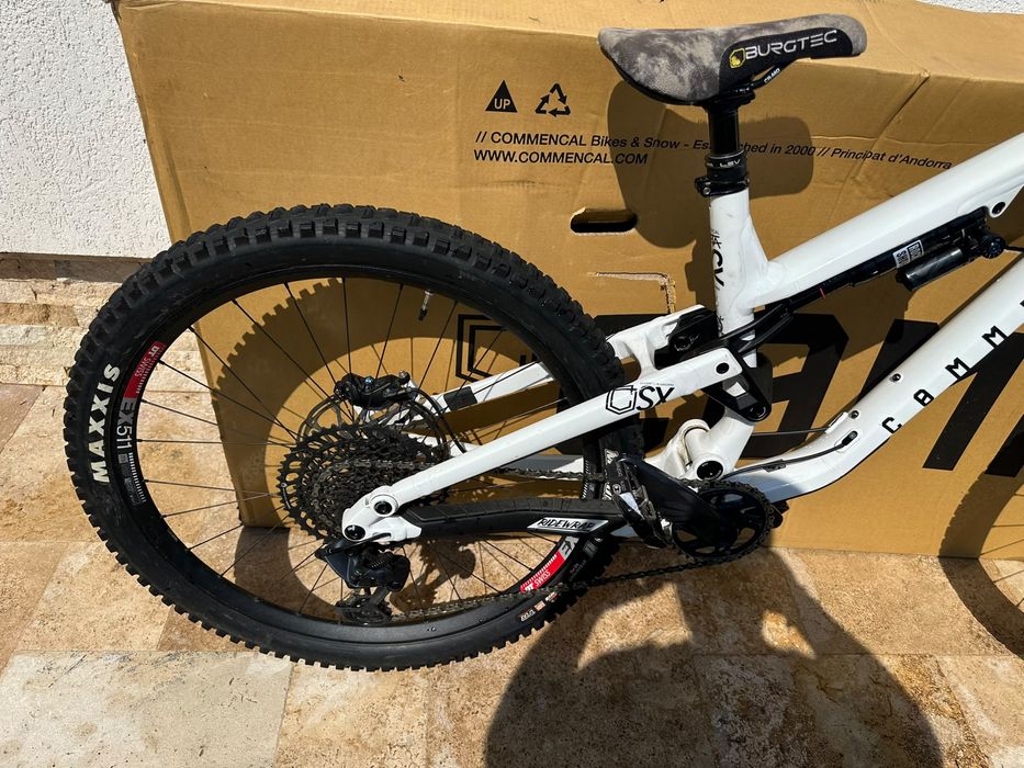 Commencal meta sx v4 race pure white