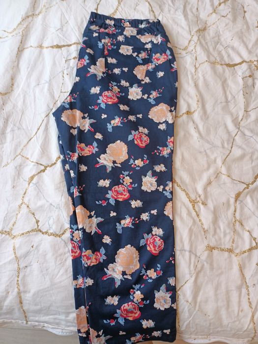 Женская одежда 64,66 размер