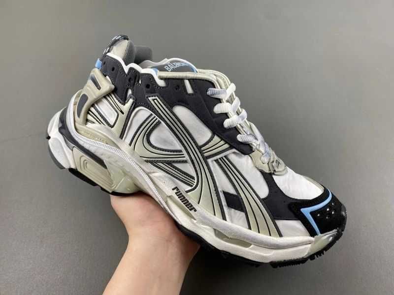 Balenciaga Runner 7.0 Black/Dark Green
