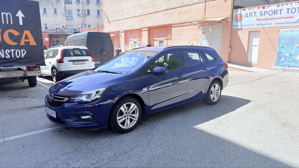 Opel astra sports tourer+ 2018 1.6cdti