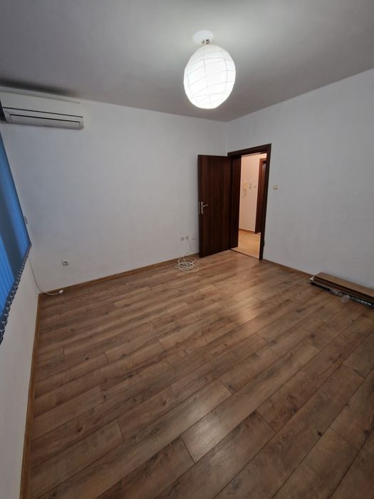 Дава се под наем Двустаен апартамент в Варна, Конфуто - 48 кв.м за 306 € - Снимка #9