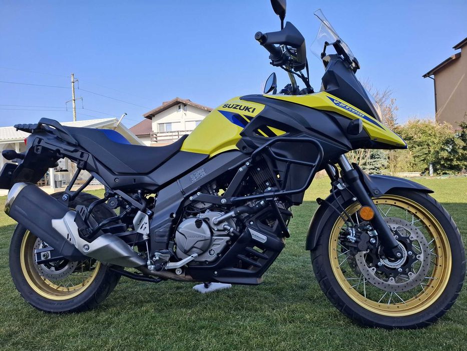 Suzuki V-Strom 650XT 2023 / 17.000 km