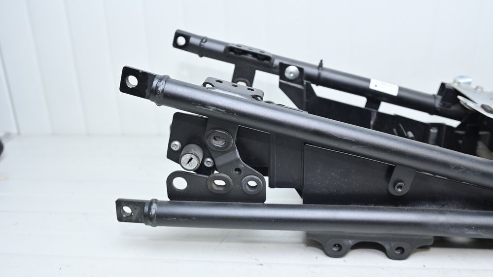 Yamaha FZ8 2010 - 2015 Cadru Codita Spate Undertail Aparatoare Plastic
