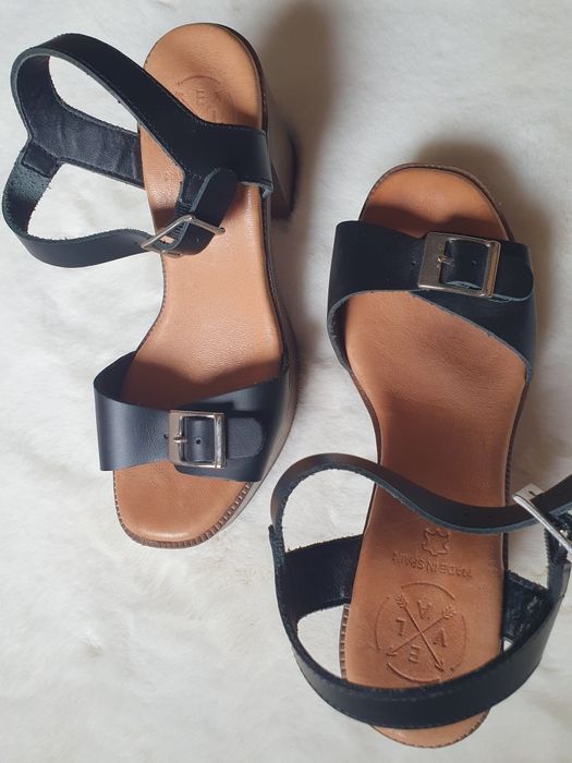 Sandale din piele