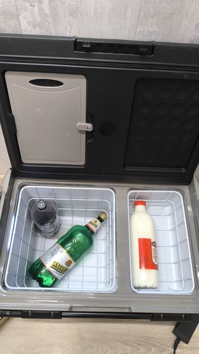 Хладилна чанта  

с компресор 12V и 230 волта замразяване и охлаждане - 40L - сив

с компресор 12V и 230 волта замразяване и охлаждане - 40L - сив