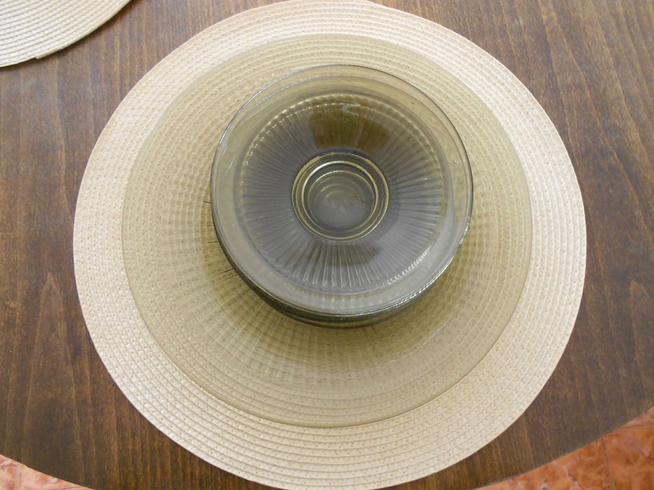 чаши , чинии и сервизи