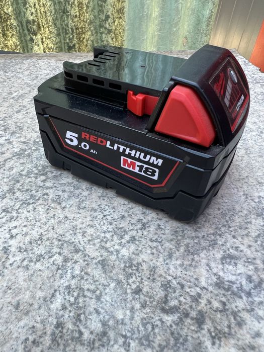 Vand baterie Milwaukee de 18 v -5 amperi