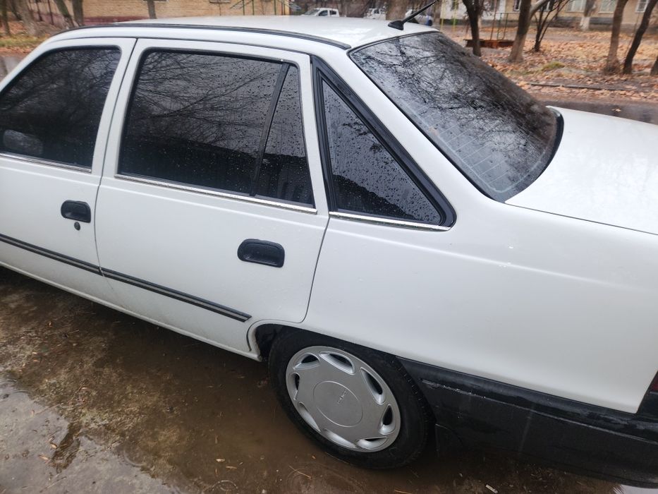 Продам нексия сонс 1998