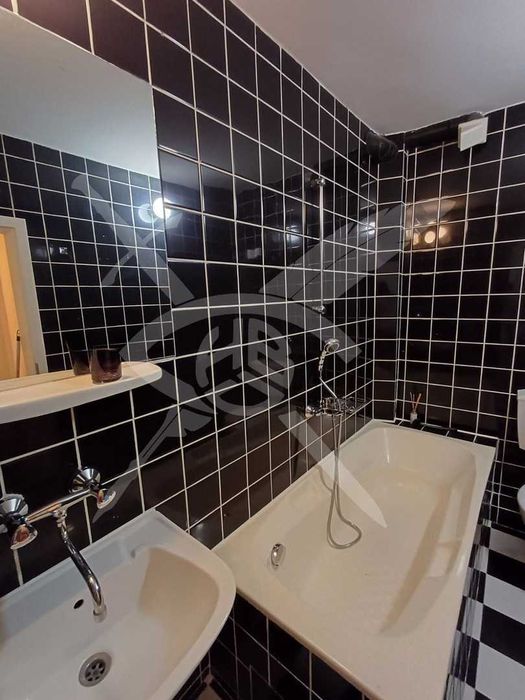 Дава се под наем Етаж от къща в София, Враждебна - 82 кв.м за 628.32 € - Снимка #5