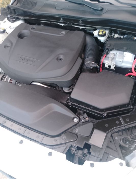 Proprietar vând Volvo V40 D3 an 2018 150 cp stare perfectă de funcțion