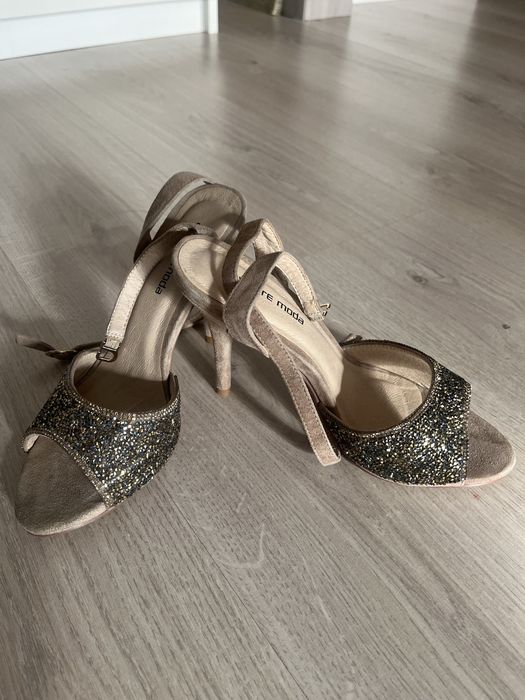 Продам туфли, босоножки