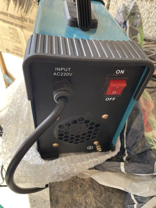 Svarka elektro Makitta mma-500 xolati yengi 2 mata ishlatilgan