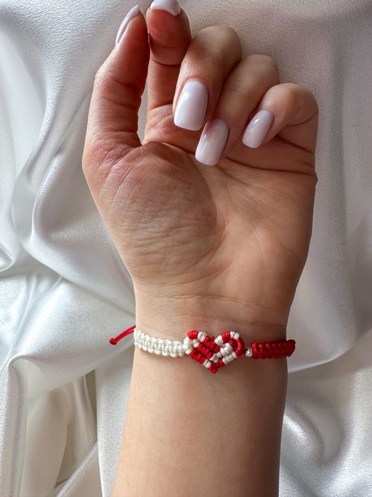 Мартеници-уникална ръчна изработка