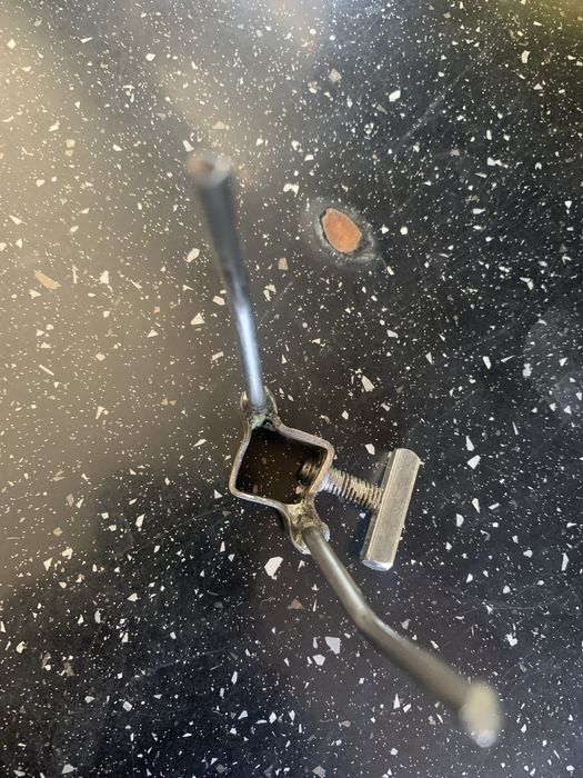 Tepușa pentru rotisor .pui ciolane coaste