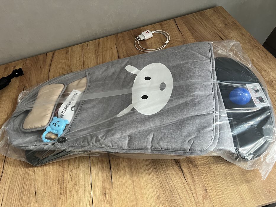 Продам шезлонг новый