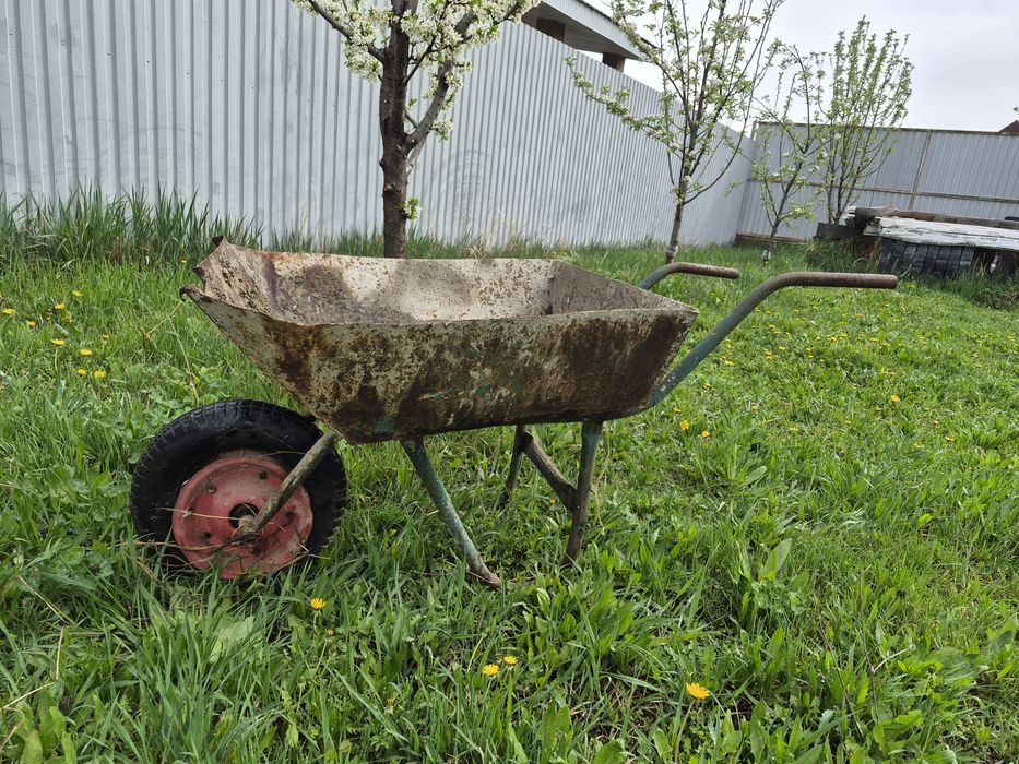 Тачка крепкая без колес