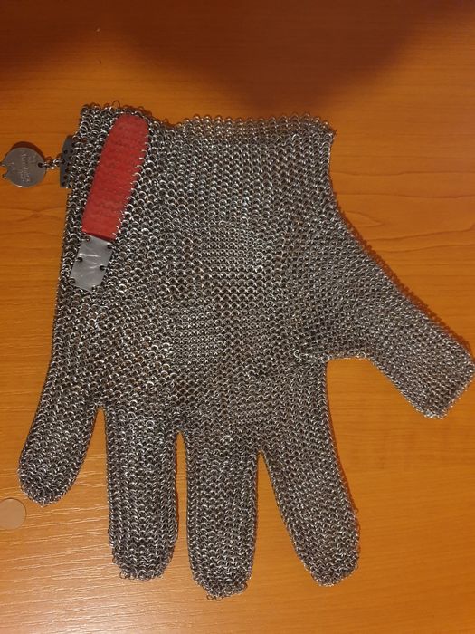 Vand manusi zale profesionale