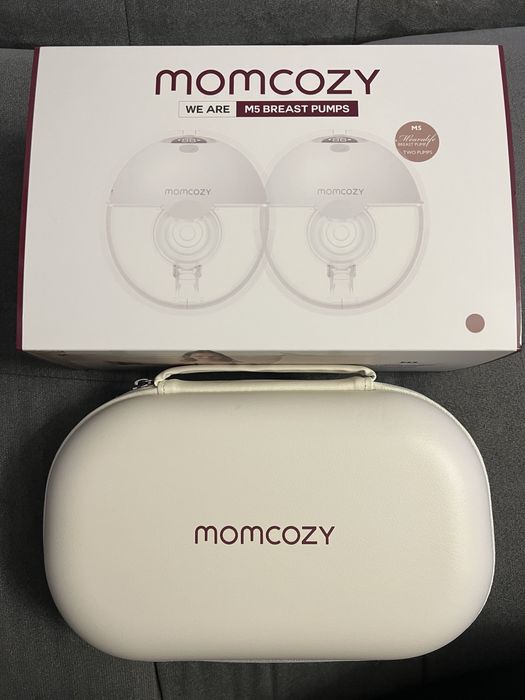Momcozy M5 - двойна електрическа hands free помпа за кърма