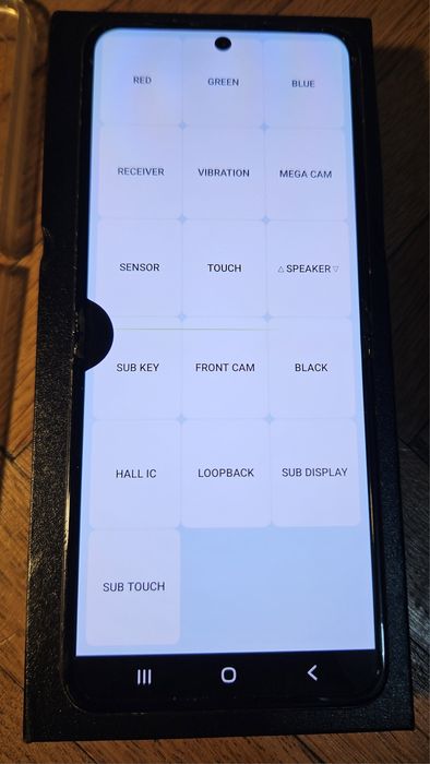 Samsung Galaxy Flip 5 de 256 pata pe display