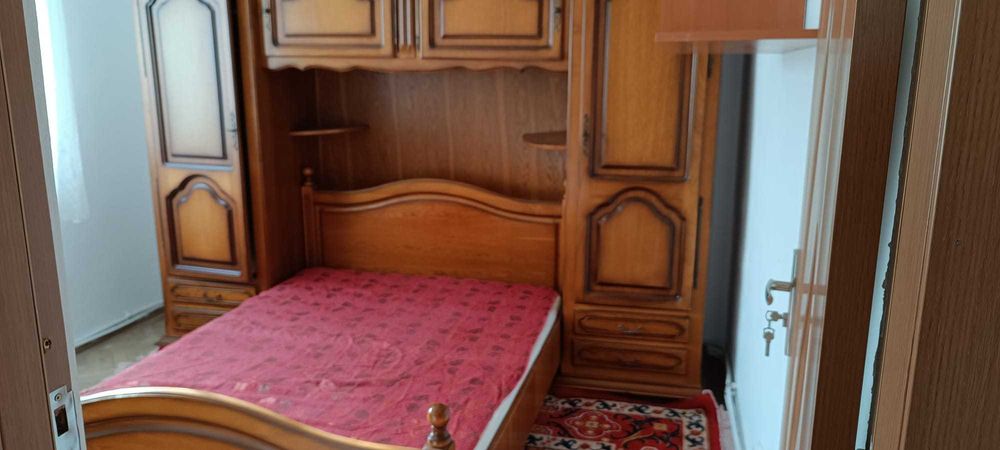 Apartament 3 camere de inchiriat