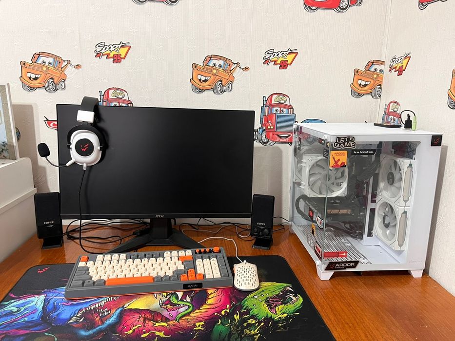 Компьютер игровой в комплекте