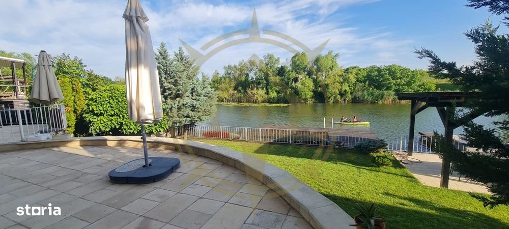 Dom00442 - vila deosebita la lac cu ponton si piscina snagov