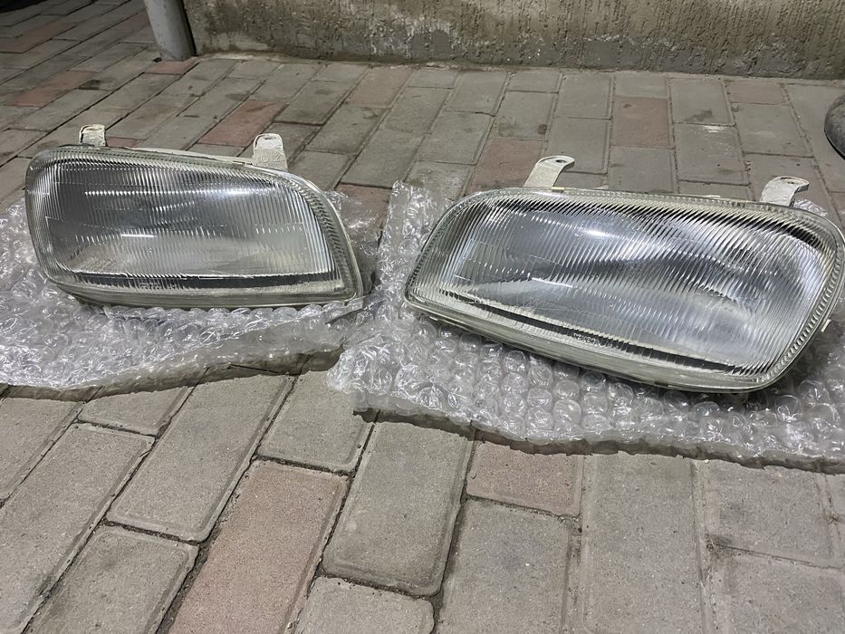 Фары передние на рав4 оригинал