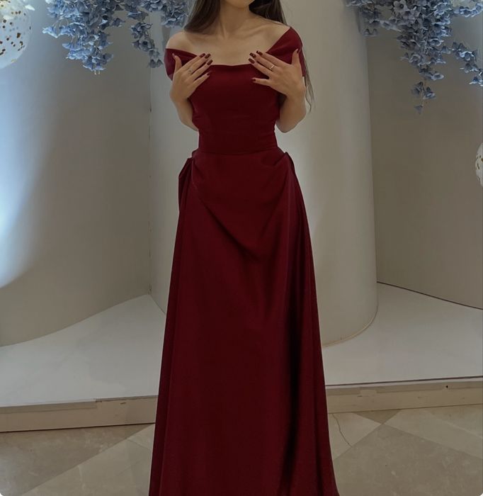 Вечернее платье