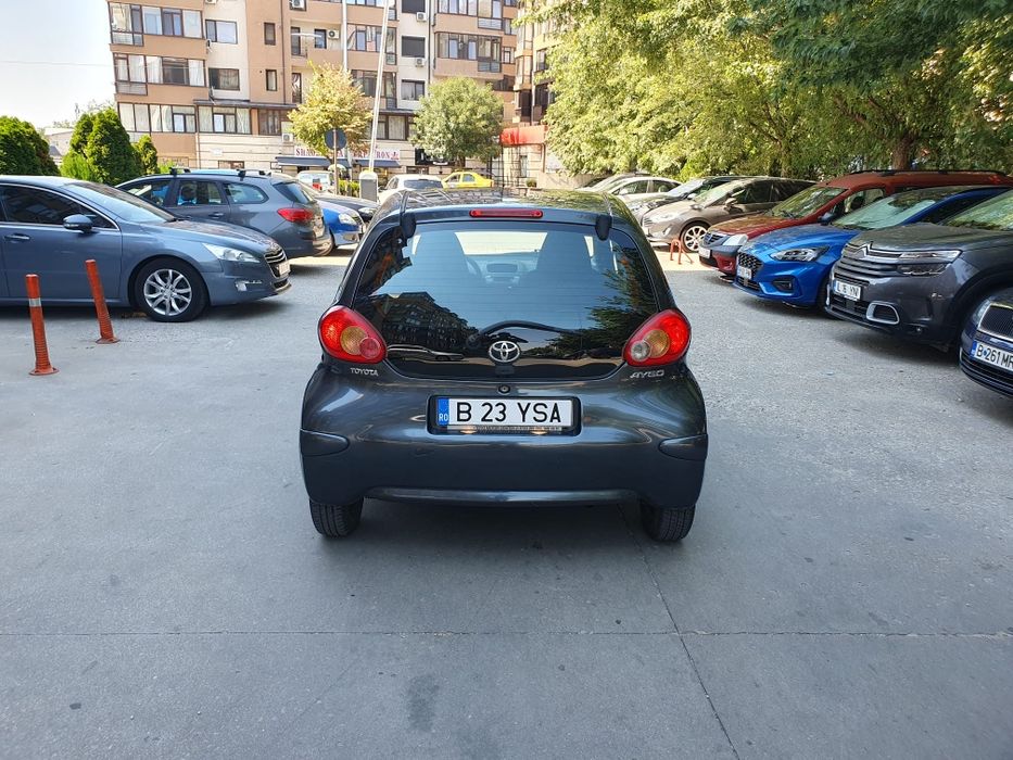 Ocazie Toyota Aygo 4 uși an 2009 benzina 1.0 în stare foarte bună km reali