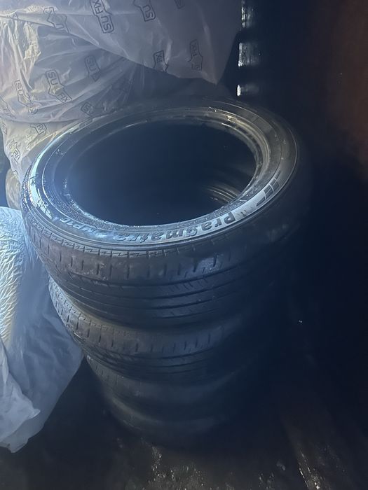 Продаю шины 215/55,R15