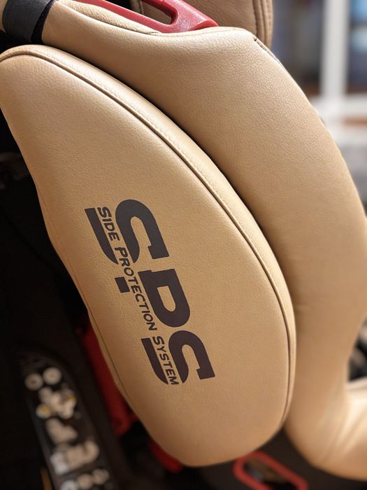 KikkaBoo столче за кола 9-18кг