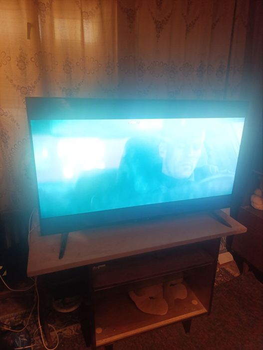 Продаю телевизор 2024 года, 50 дюймов