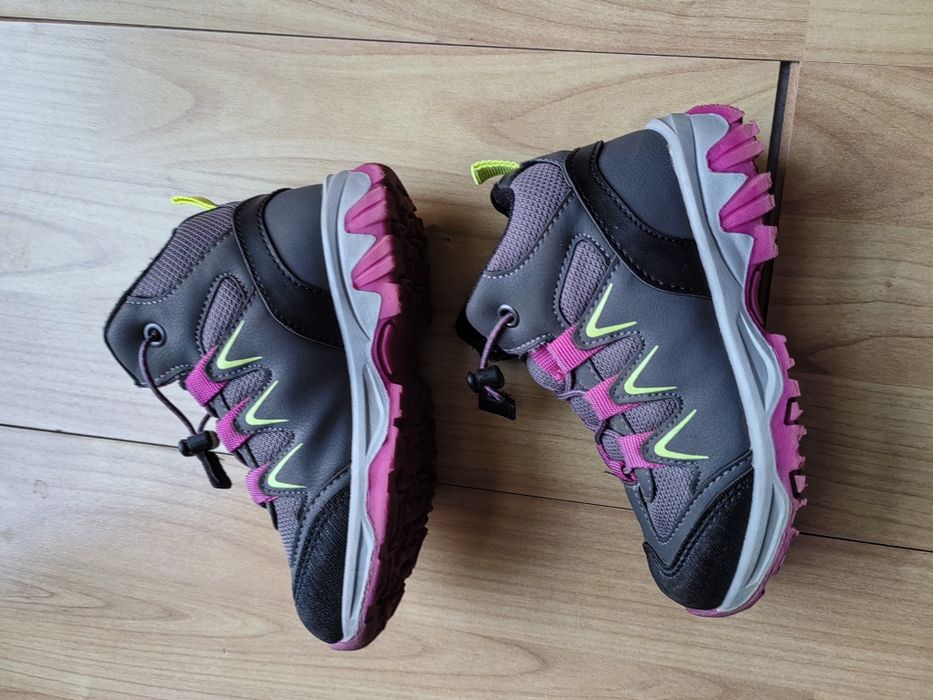 Туристически обувки