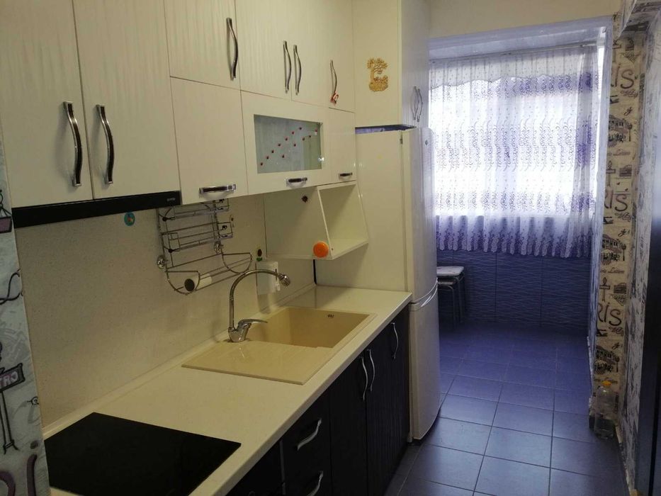 Продава се Двустаен апартамент в Търговище, Вароша - 70 кв.м за 1130 €/кв.м - Снимка #3