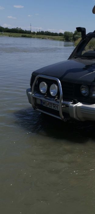 Bullbar inox Mitsubishi Pajero cu proiectoare